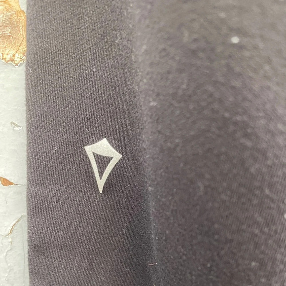 Ivivva by  Lululemon black Sweatpants, size 12 - Picture 5 of 9